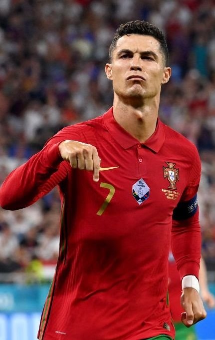 Cristiano Ronaldo și Georgina Rodriguez, aspru criticați: „Atitudinea asta este cel mai dur tip de pornografie!”_25