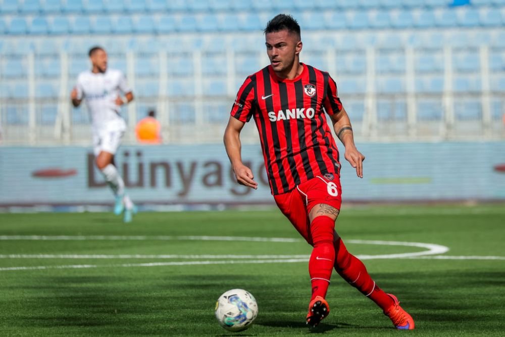 Presa din Italia anunță transferul lui Alin Toșca, devenit rezervă la Gaziantep