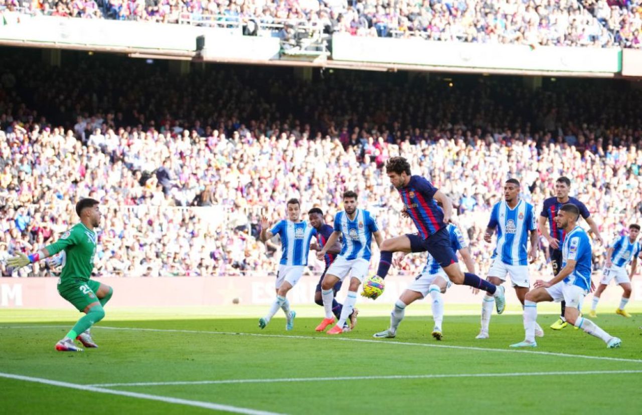 Pas greșit pentru FC Barcelona la final de an. A făcut egal în derby-ul local, cu Espanyol, dar a rămas lider în La Liga_2