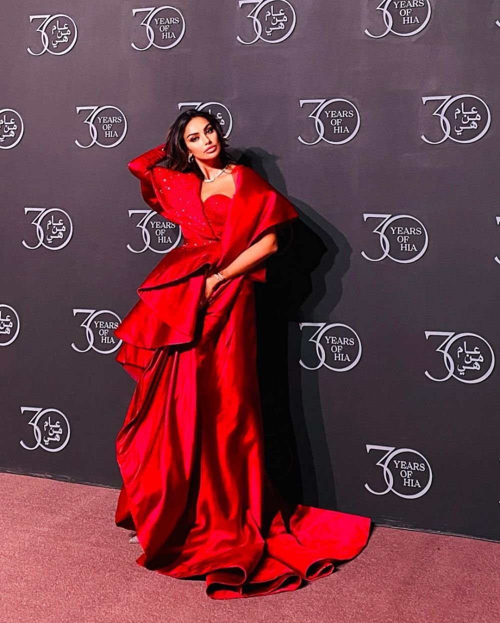 Mădălina Ghenea o dă în judecată pe soția lui Dragoș Săvulescu. Motivul incredibil pentru scandalul dintre cele două dive_58