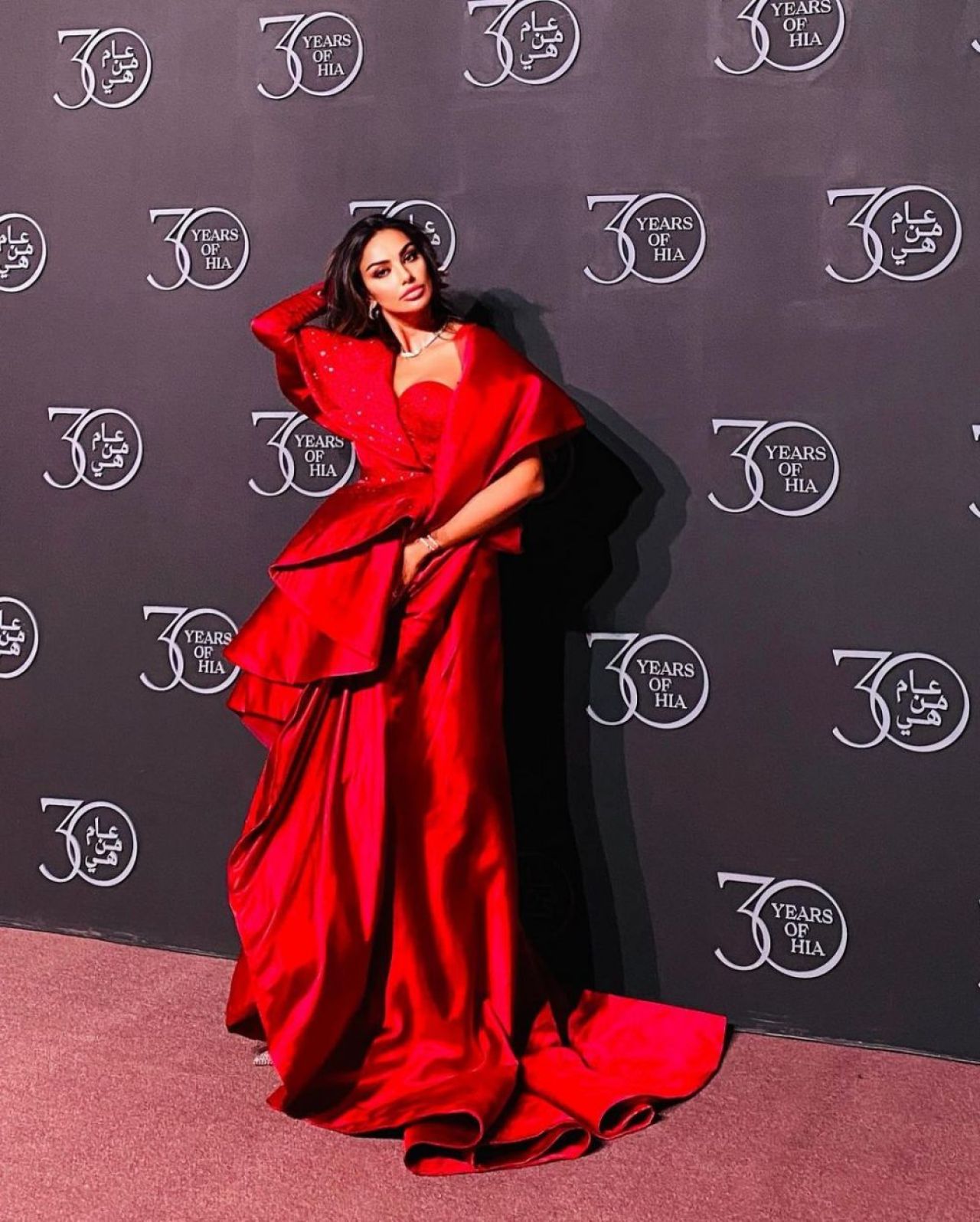 Mădălina Ghenea o dă în judecată pe soția lui Dragoș Săvulescu. Motivul incredibil pentru scandalul dintre cele două dive_58