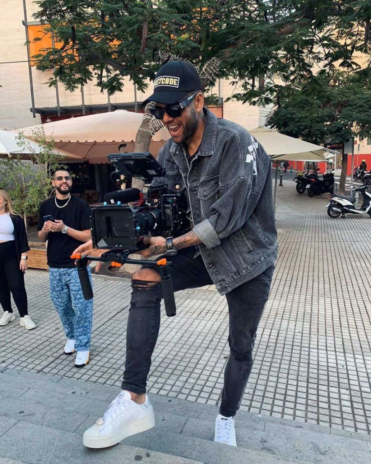 Dani Alves, investigat de autorități! Fundașul este acuzat de presupusă agresiune sexuală _7