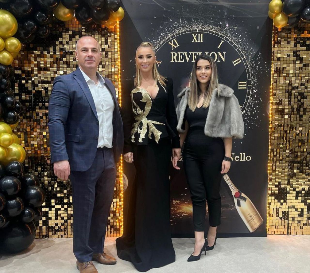 Anamaria Prodan, strălucitoare la propriu și la figurat în noaptea de Revelion. Ținuta spectaculoasă cu care a atras atenția_10