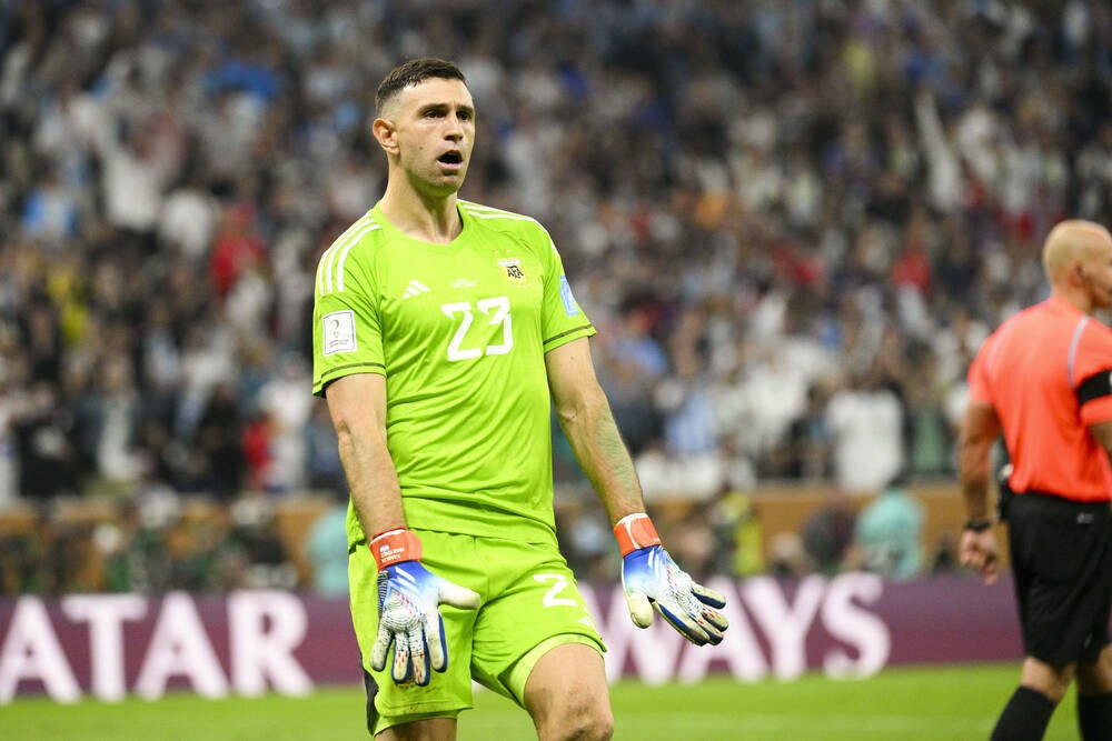 Reacția lui Unai Emery după ce a fost întrebat la conferința de presă de ce Emiliano Martinez nu a fost titular_7