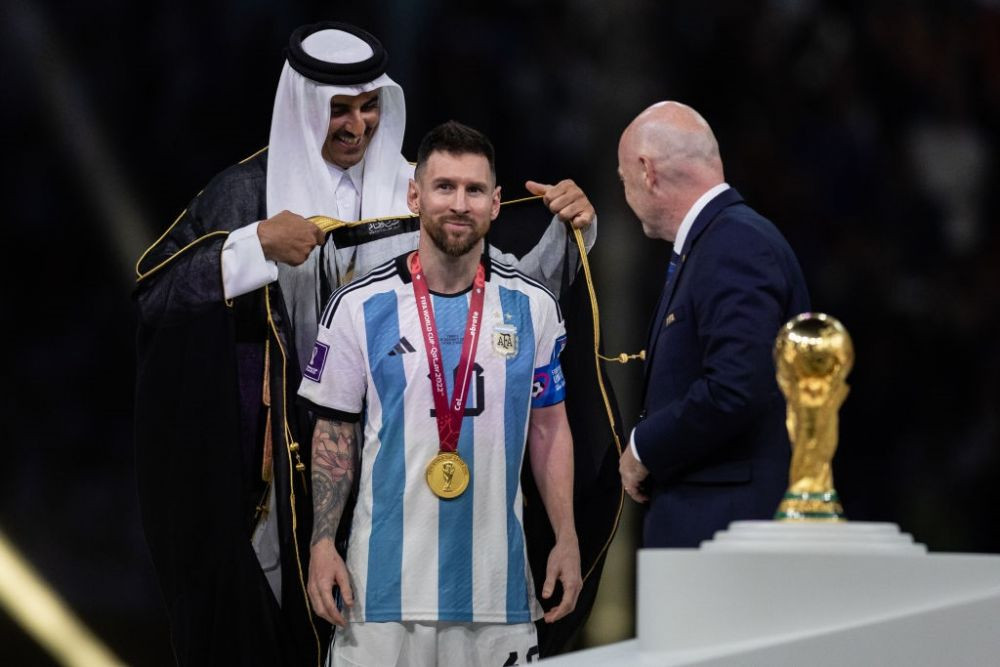 Arabia Saudită explodează! Al-Hilal a pus &icirc;n v&acirc;nzare tricouri cu Messi, la două zile după ce Ronaldo a semnat cu Al-Nassr&nbsp;