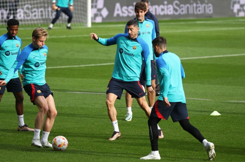Show la antrenamentul cu public al catalanilor, cu peste 15.000 de oameni pe Camp Nou. Moment de magie cu Pedri și Lewandowski_5