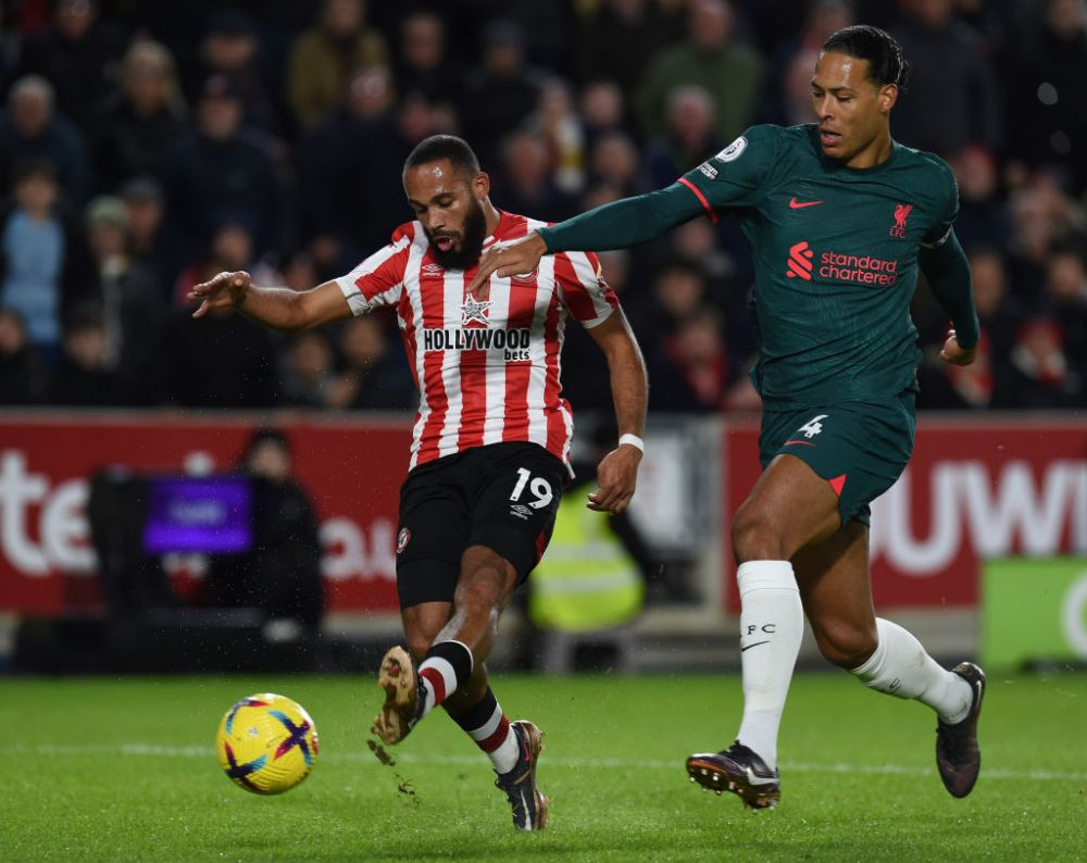 Virgil van Dijk, schimbat la pauză în Brentford - Liverpool 3-1. Reacții directe din fața fanilor: 