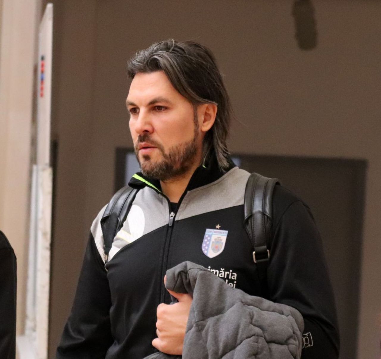 Adi Vasile, la munca de jos înaintea antrenamentului CSM-ului. Cum a fost surprins antrenorul liderului din Liga Florilor_13