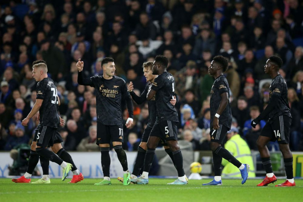 &bdquo;Joacă precum Mozart &icirc;n aceste momente! E re&icirc;ncarcarea lui Mesut Ozil &icirc;n v&acirc;rf de formă!&rdquo; Jucătorul lui Arsenal care l-a impresionat pe Rio Ferdinand