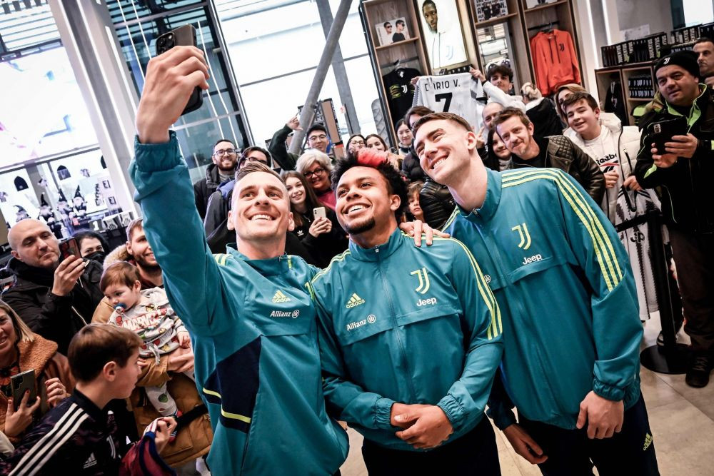 Juventus vrea să-i fure directorul sportiv lui AC Milan! Cine este Massara, cel supranumit Vrăjitorul din birou &nbsp;