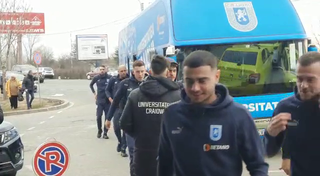 Universitatea Craiova a plecat în cantonament! Unde se vor antrena elevii lui Eugen Neagoe_11
