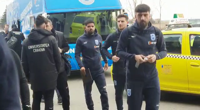 Universitatea Craiova a plecat în cantonament! Unde se vor antrena elevii lui Eugen Neagoe_13