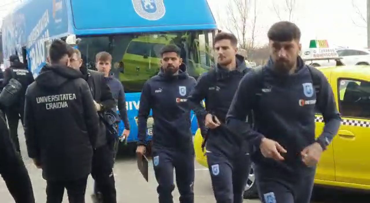 Universitatea Craiova a plecat în cantonament! Unde se vor antrena elevii lui Eugen Neagoe_14