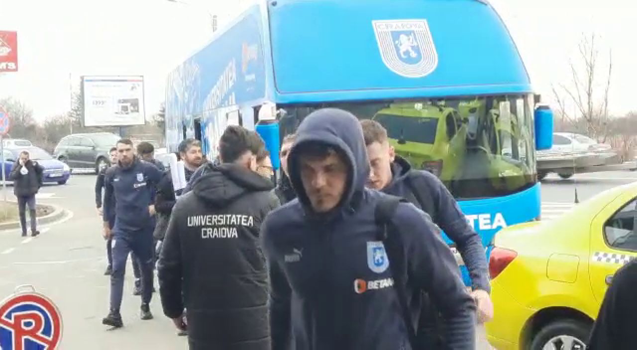Universitatea Craiova a plecat în cantonament! Unde se vor antrena elevii lui Eugen Neagoe_34