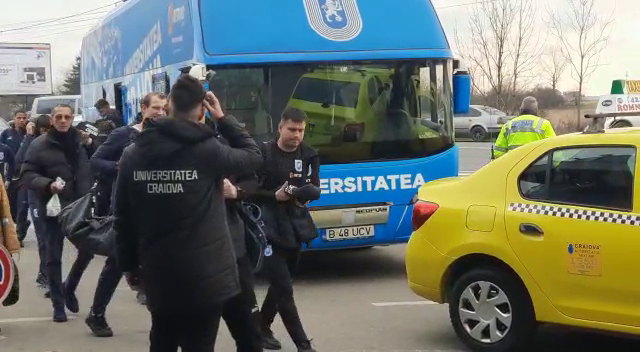 Universitatea Craiova a plecat în cantonament! Unde se vor antrena elevii lui Eugen Neagoe_39