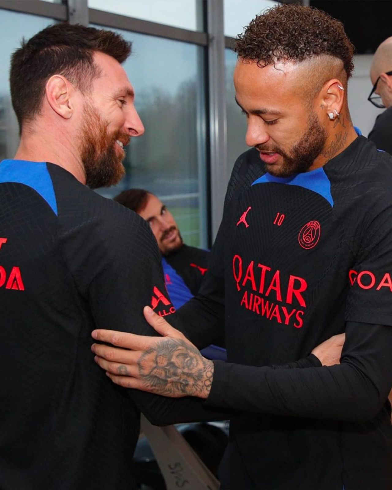 Mesajul lui Leo Messi după primirea superbă pregătită de colegii de la PSG! Ce a spus campionul mondial_1
