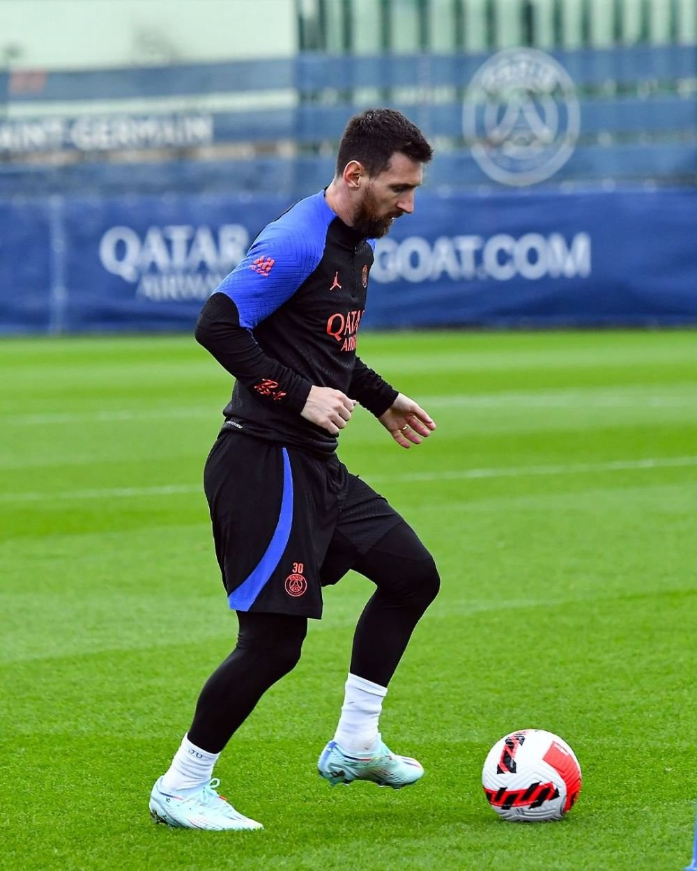 Mesajul lui Leo Messi după primirea superbă pregătită de colegii de la PSG! Ce a spus campionul mondial_9