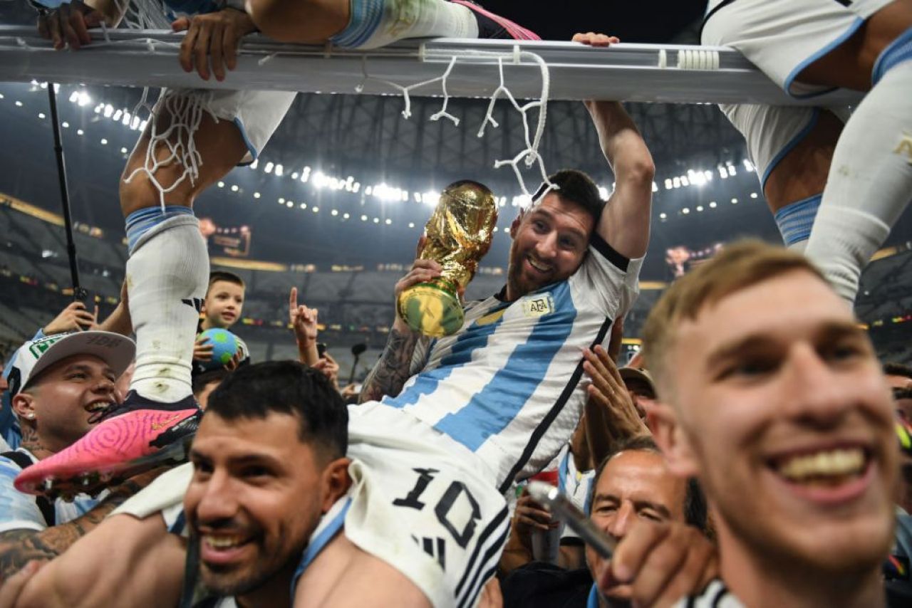 „Leo s-a înfuriat pe mine. Mi-a zis: 'Oprește-te!'” Sergio Aguero a dezvăluit cum l-a enervat pe Messi după Cupa Mondială _7