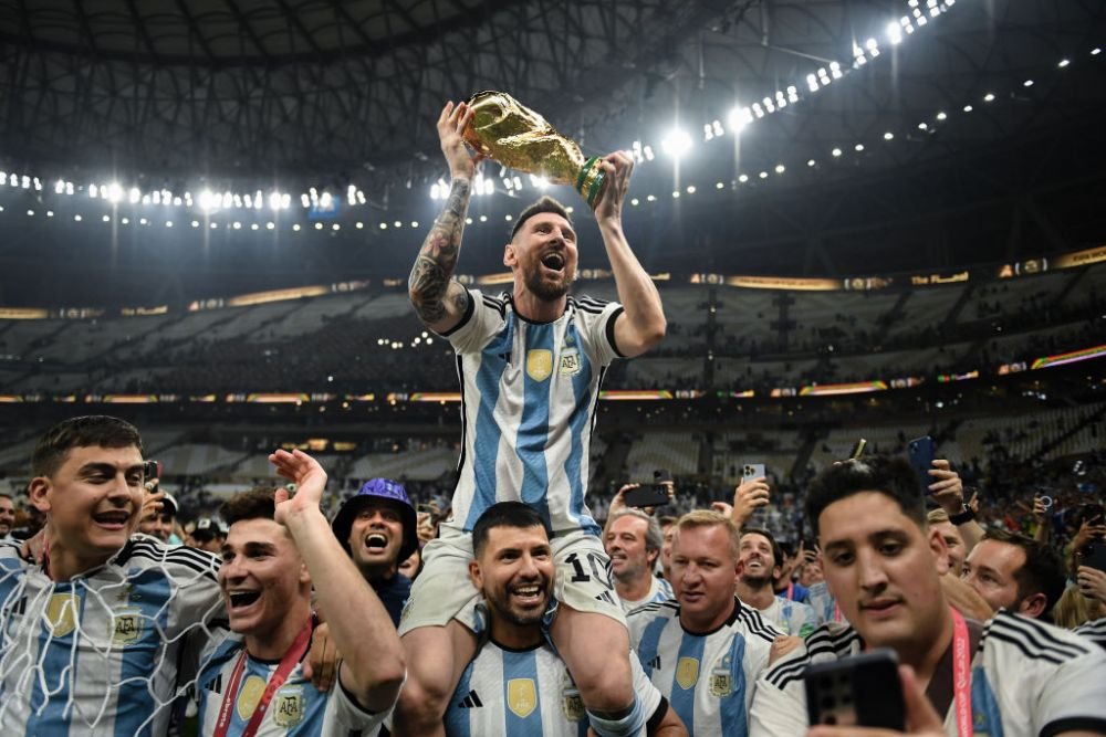 „Leo s-a înfuriat pe mine. Mi-a zis: 'Oprește-te!'” Sergio Aguero a dezvăluit cum l-a enervat pe Messi după Cupa Mondială _9