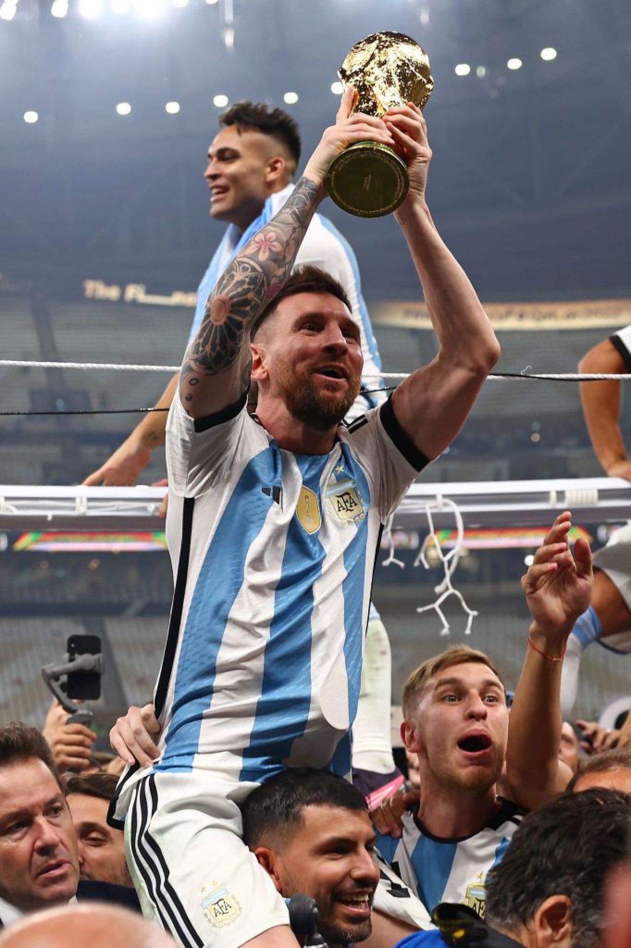 „Leo s-a înfuriat pe mine. Mi-a zis: 'Oprește-te!'” Sergio Aguero a dezvăluit cum l-a enervat pe Messi după Cupa Mondială _10