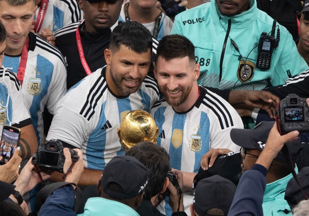 „Leo s-a înfuriat pe mine. Mi-a zis: 'Oprește-te!'” Sergio Aguero a dezvăluit cum l-a enervat pe Messi după Cupa Mondială _11