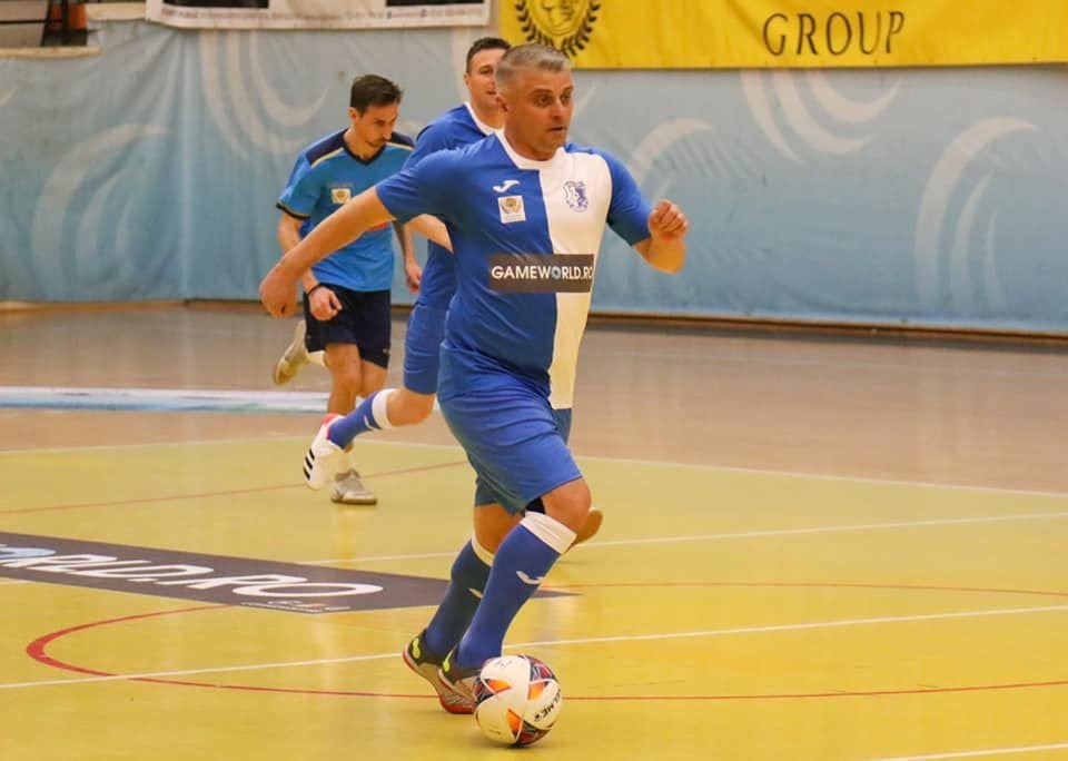 ATUNCI ȘI ACUM | Ce mai face Stelian Carabaș, fotbalistul care încânta în Ghencea și la Farul Constanța_2