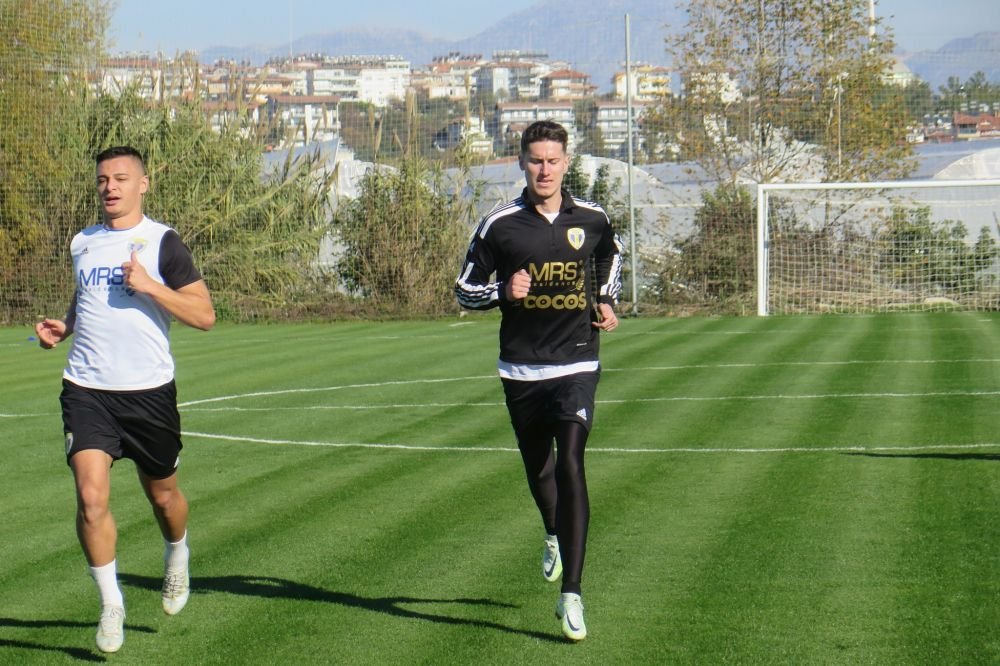 Petrolul Ploiești o nouă lovitură pe piața transferurilor! Sârbul care a semnat cu „lupii galbeni”_4