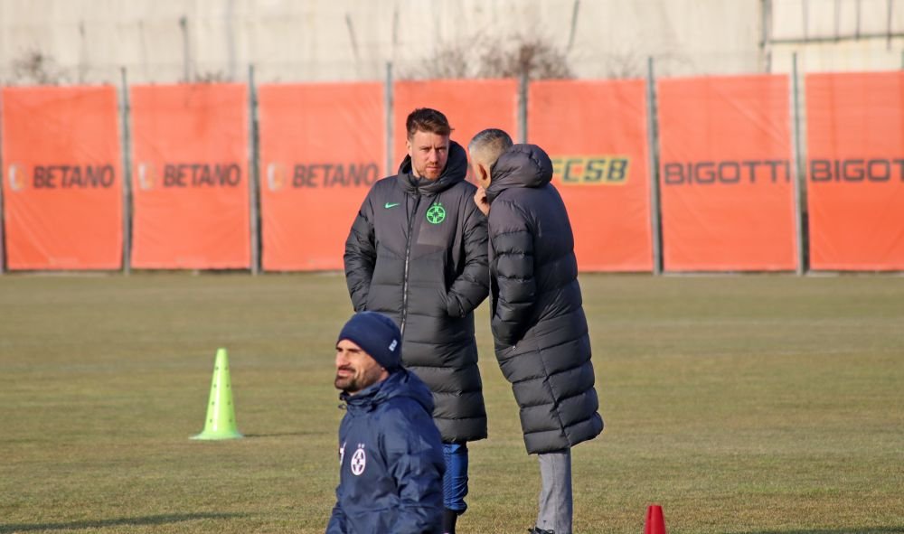 Fotografii de la primul antrenament al FCSB din 2023. Jucătorii, chinuiți de Thomas Neubert cu mingi medicinale_56