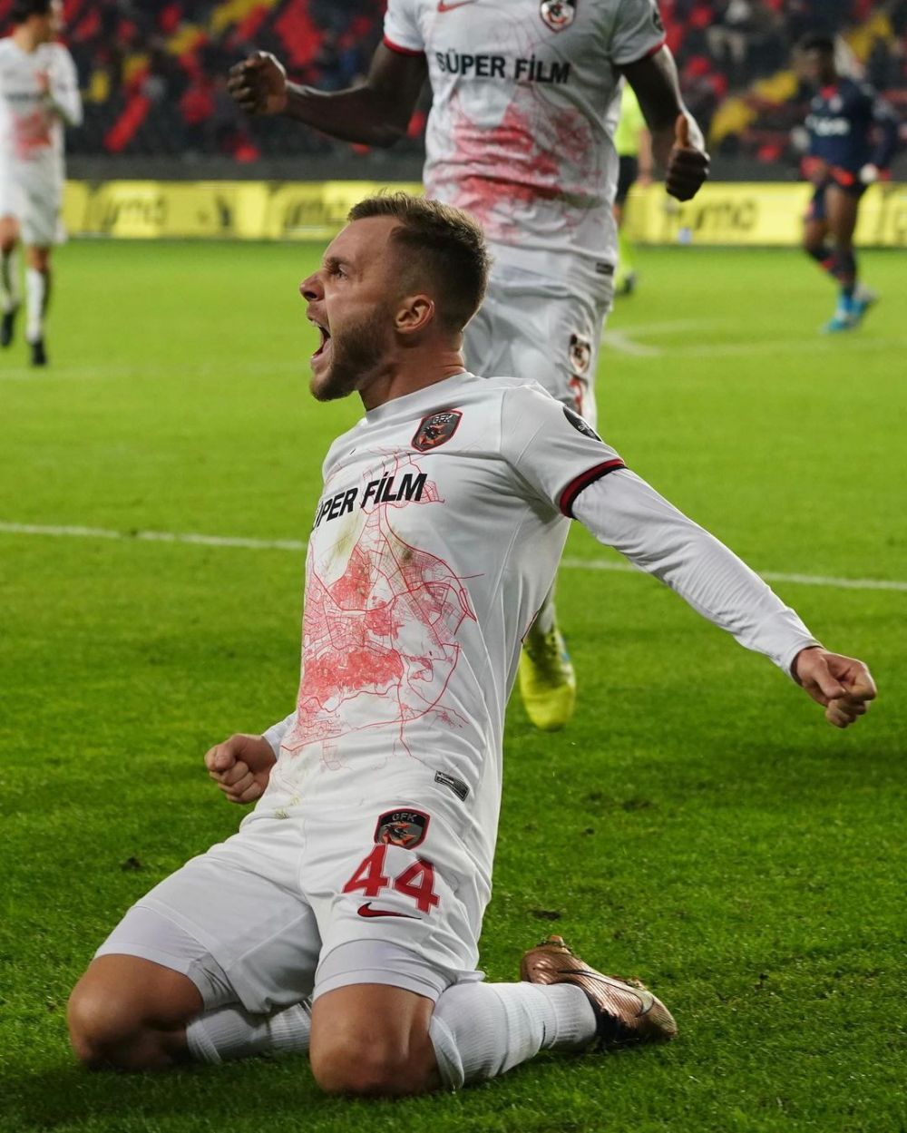 Alexandru Maxim, din nou erou pentru Gaziantep! Românul a marcat la ultima fază a jocului _3