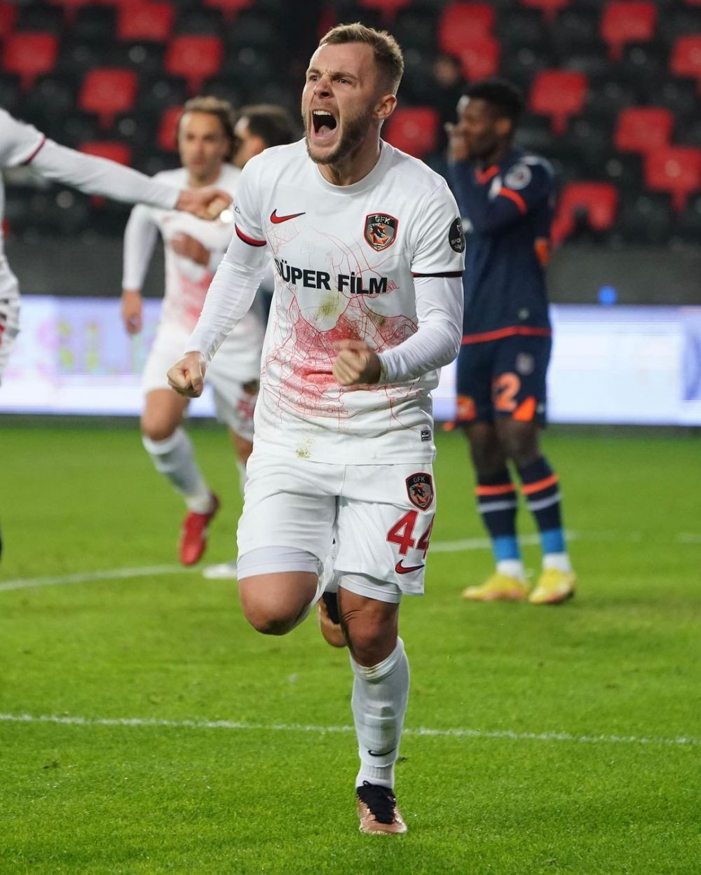 Alexandru Maxim, din nou erou pentru Gaziantep! Românul a marcat la ultima fază a jocului _4