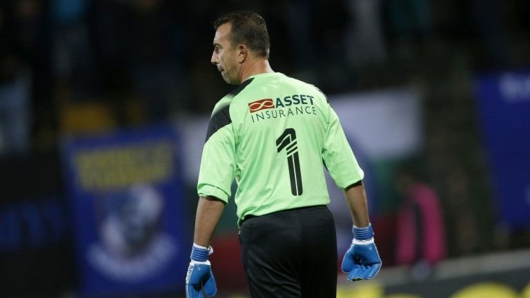 Deși a leșinat pe teren, fotbalistul de națională care la 47 de ani joacă în prima ligă din Bulgaria nu se retrage!_15