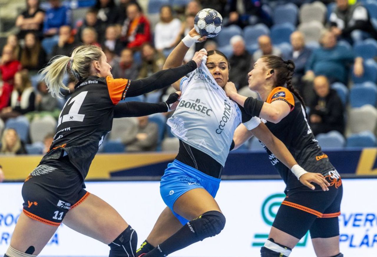 CSM București, victorie la scor cu Banik Most! „Tigroaicele” și-au consolidat poziția de lider în grupa Champions League! 9 goluri înscrise de Cristina Neagu _2