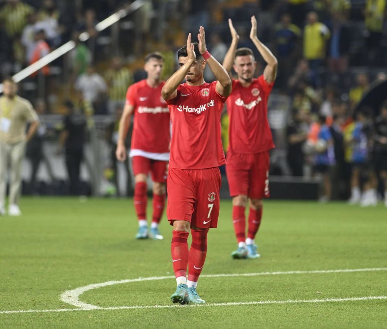 Jucătorul împrumutat de FCSB nu vrea să audă de revenire: „Antrenorul vorbește cu mine, oamenii de aici sunt deschiși!”_4