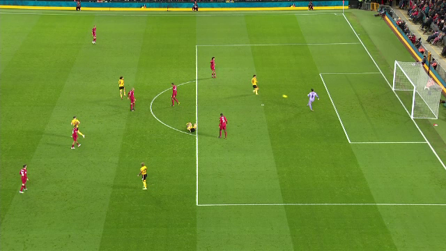 Karius, tu ești?! Gafă uriașă făcută de Alisson în Liverpool - Wolves _12