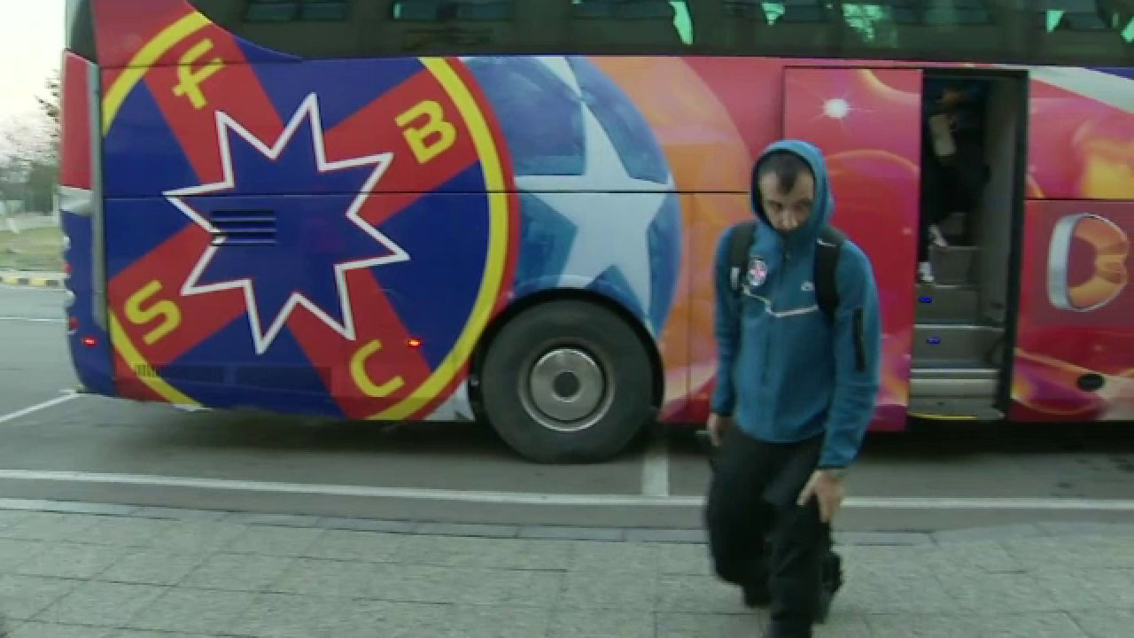 Lotul deplasat de FCSB în Antalya și cine sunt cei doi copii de 15 ani promovați de Mihai Pintilii la prima echipă_6
