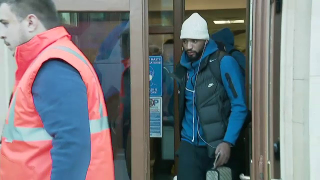 Lotul deplasat de FCSB în Antalya și cine sunt cei doi copii de 15 ani promovați de Mihai Pintilii la prima echipă_35