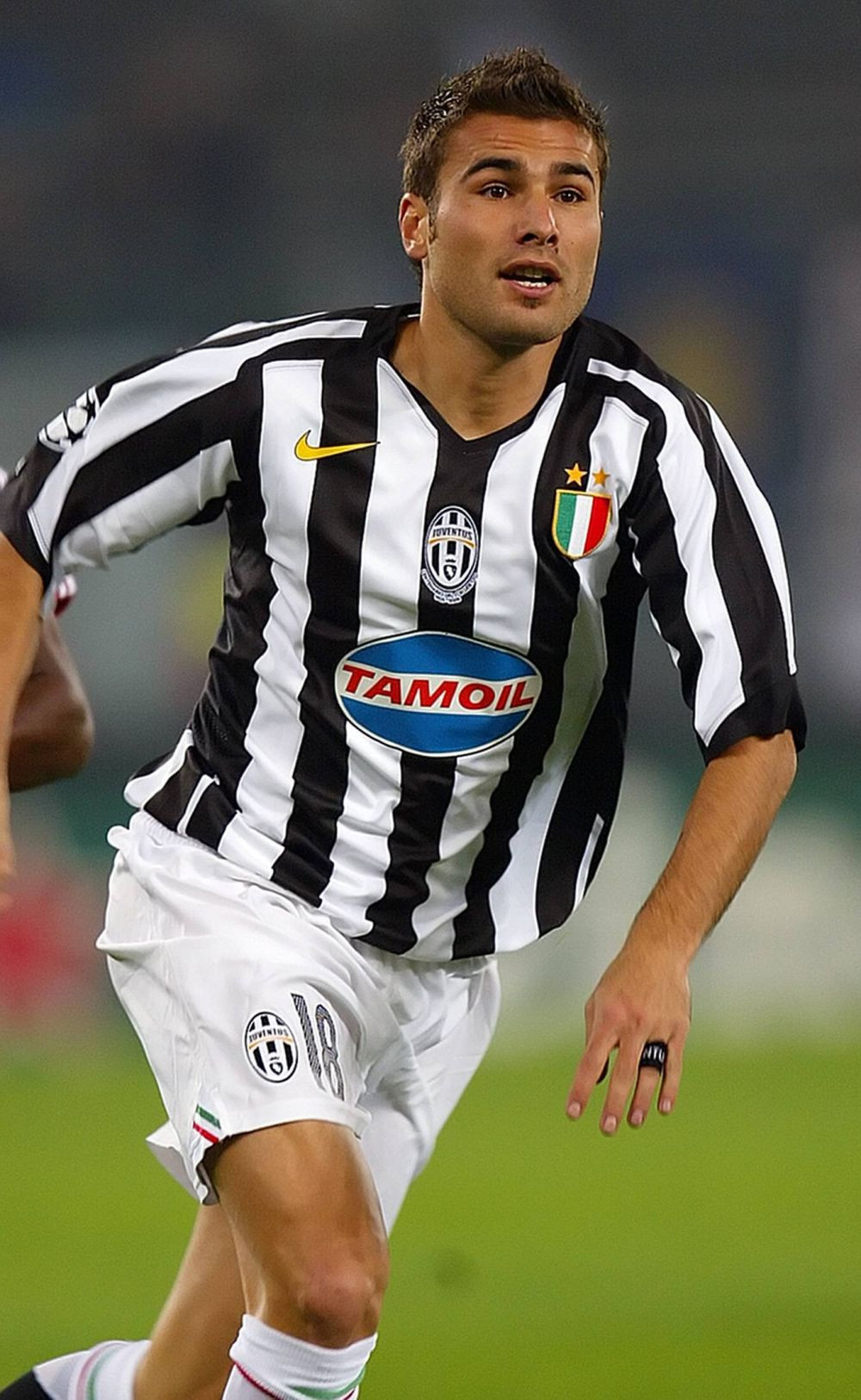 Adrian Mutu împlinește 44 de ani. Cariera 