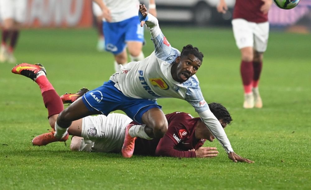 Numai pe Mobutu nu l-au luat! Clubul din Superligă care a anunțat azi transferurile lui Mboko și Mutombo din Congo