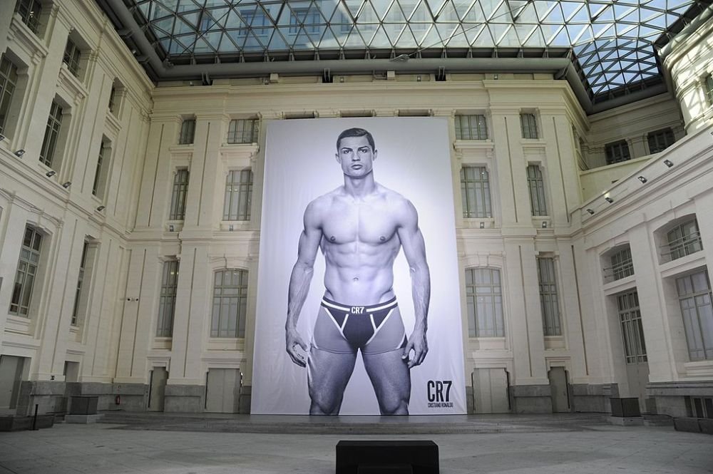 Cristiano Ronaldo, prezent &icirc;n continuare la meciurile lui Manchester United! Cum a fost surprins un jucător de-ai &bdquo;diavolilor roșii&rdquo;