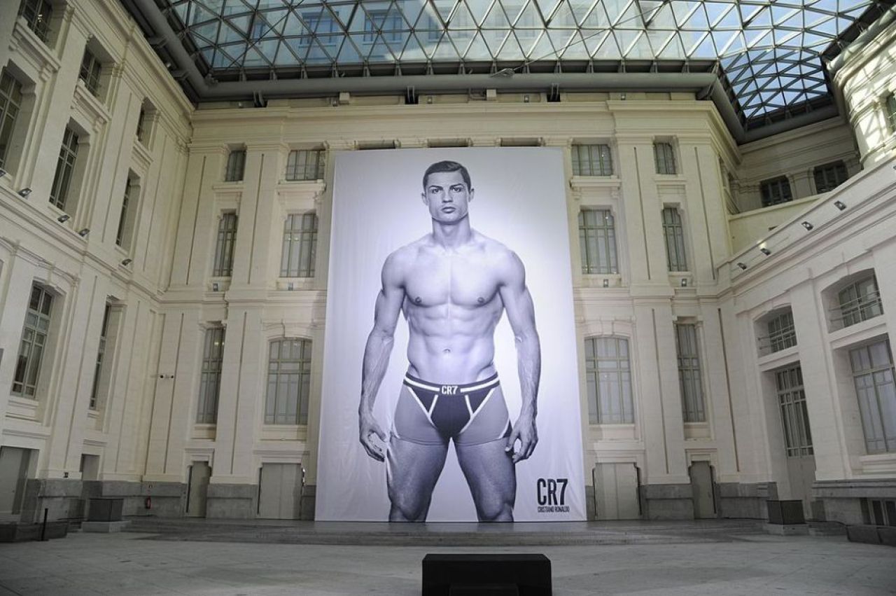 Cristiano Ronaldo, 'prezent' în continuare la meciurile lui Manchester United! Cum a fost surprins un jucător de-ai „diavolilor roșii”_1