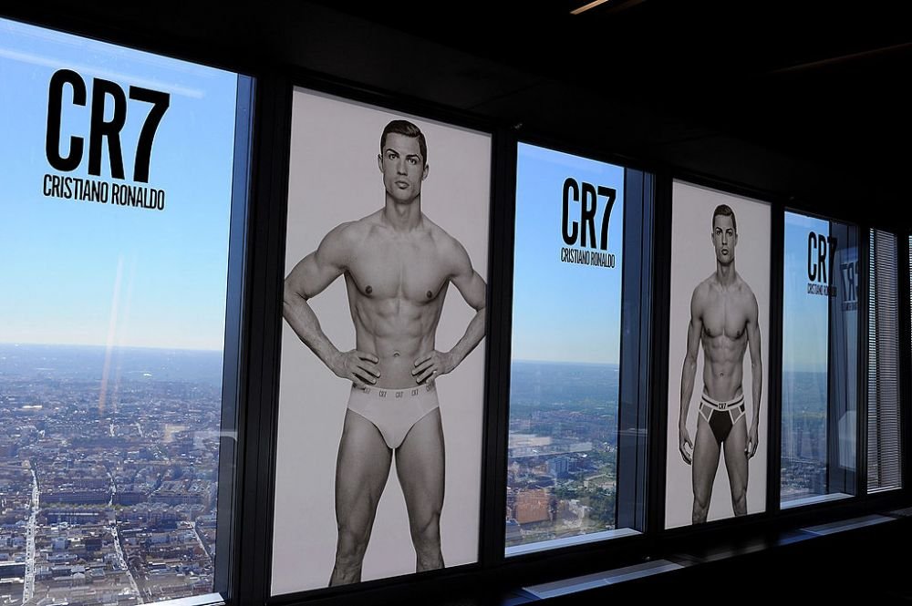 Cristiano Ronaldo, 'prezent' în continuare la meciurile lui Manchester United! Cum a fost surprins un jucător de-ai „diavolilor roșii”_3