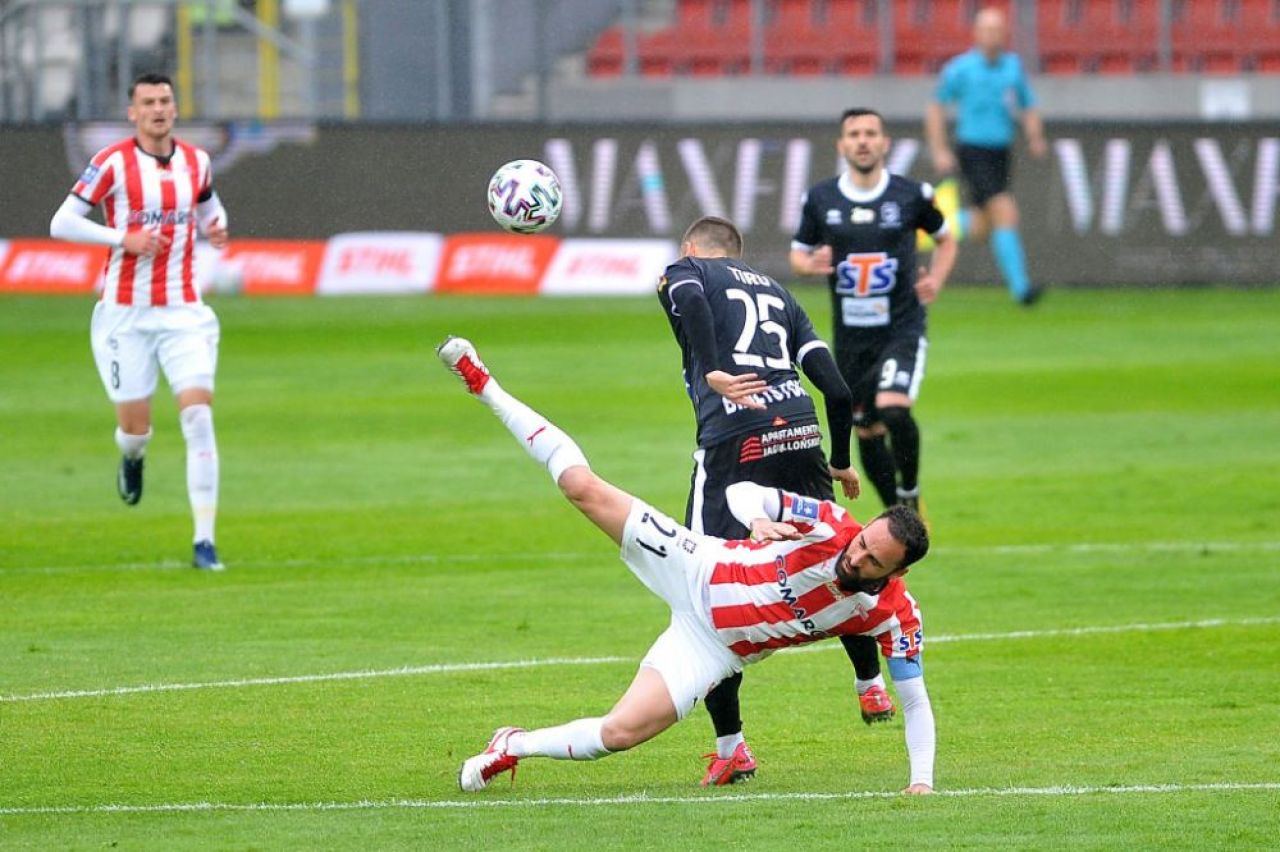 Încă un transfer pentru CFR Cluj! Românul revine în Liga 1 după 3 ani petrecuți în străinătate _1