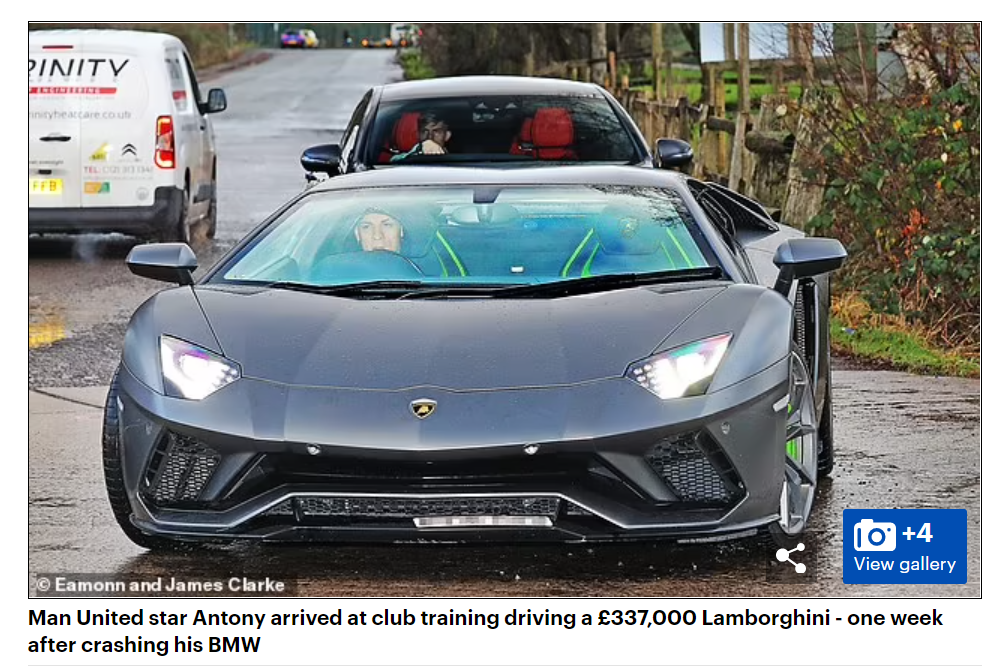 Starul adus de Manchester United în vară, surprins cu un bolid de aproape 400.000 euro la antrenament!_18