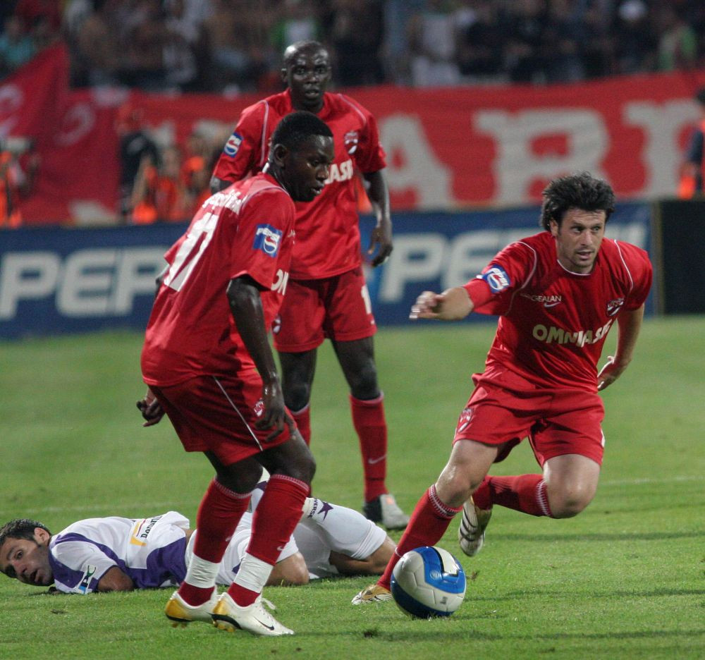 Ce mai face Ze Kalanga, fostul star al Angolei campion cu Dinamo. Interviu pentru Deutsche Welle: ”Fotbalul nostru e pe moarte”_13