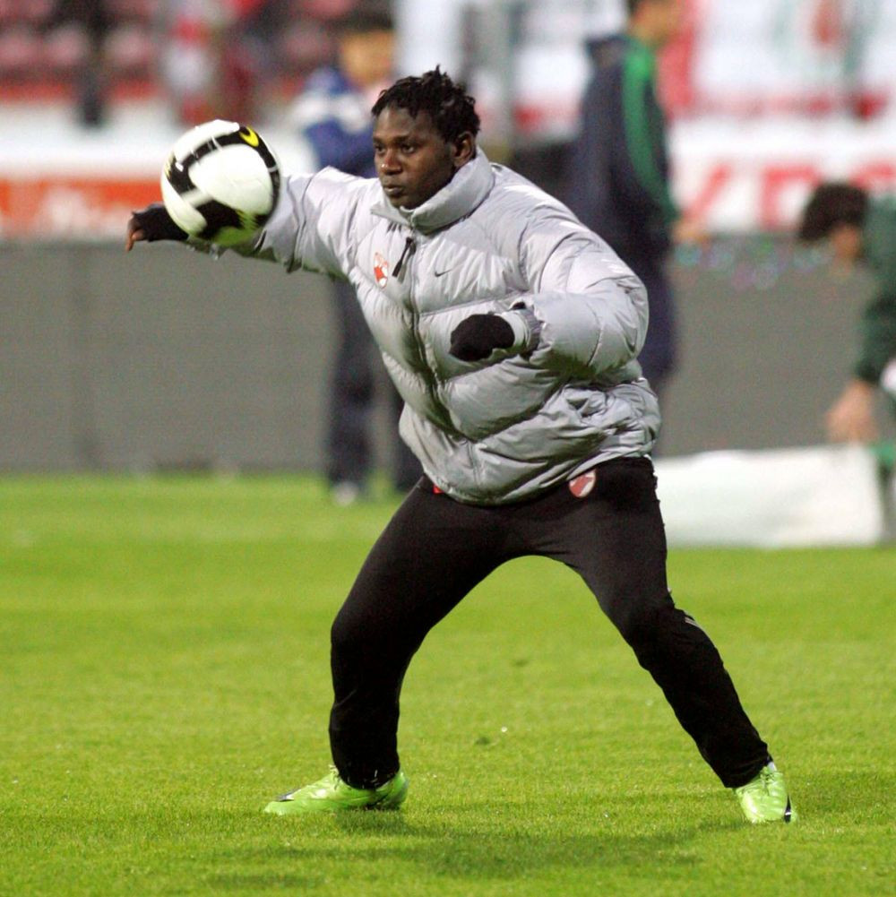 Ce mai face Ze Kalanga, fostul star al Angolei campion cu Dinamo. Interviu pentru Deutsche Welle: ”Fotbalul nostru e pe moarte”_20