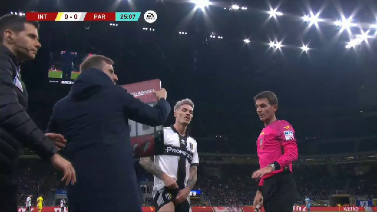 Coșmar pentru Dennis Man! S-a accidentat la cel mai important meci, contra lui Inter, după 25 de minute_4