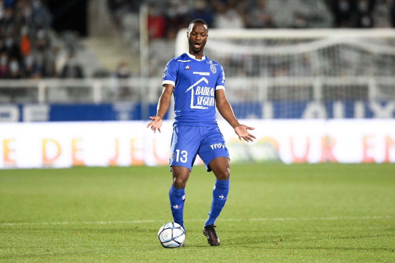 FC Botoșani a dat lovitura: „Ăsta e fotbalist extraordinar! E mai bun decât Kevin Boli!”_1