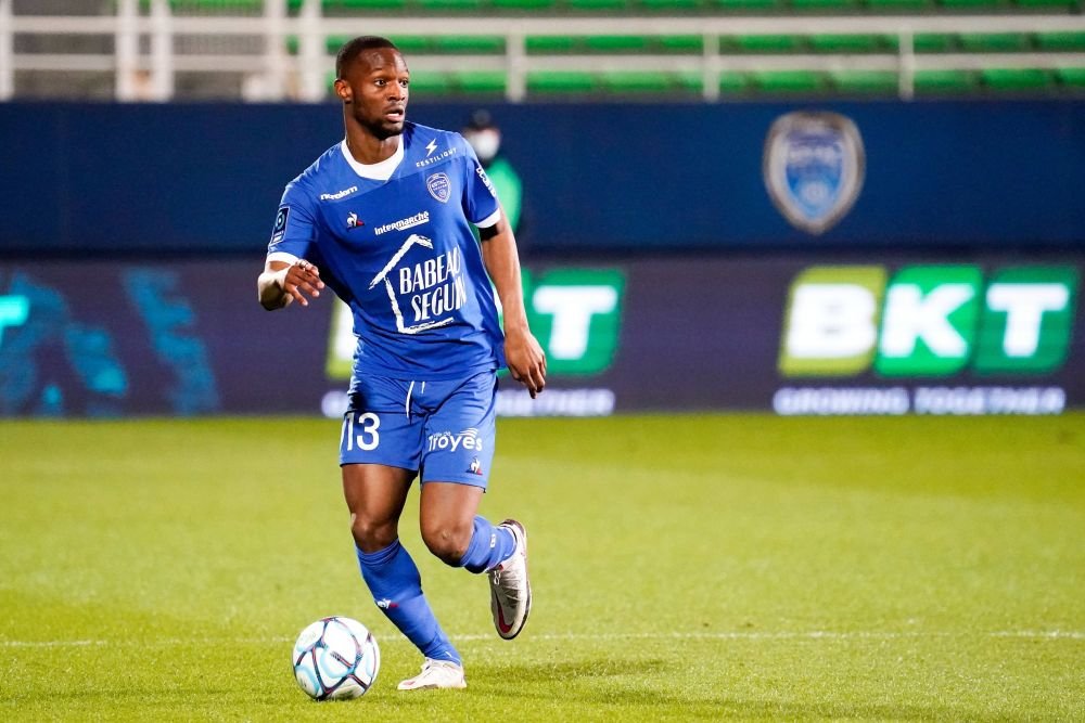 FC Botoșani a dat lovitura: „Ăsta e fotbalist extraordinar! E mai bun decât Kevin Boli!”_3