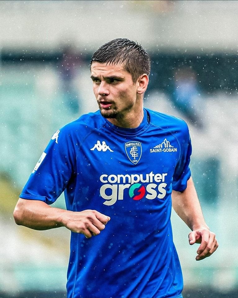 Calcio Rumeno. Zeci de jucători cu cetățenie română evoluează în primele trei ligi din Italia_6