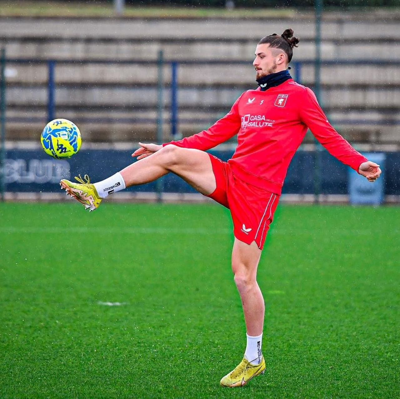 Calcio Rumeno. Zeci de jucători cu cetățenie română evoluează în primele trei ligi din Italia_11